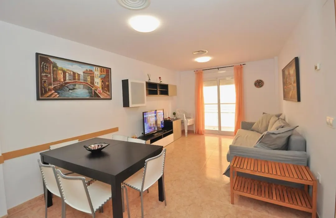 Apartamento A Pie De La Playa-1