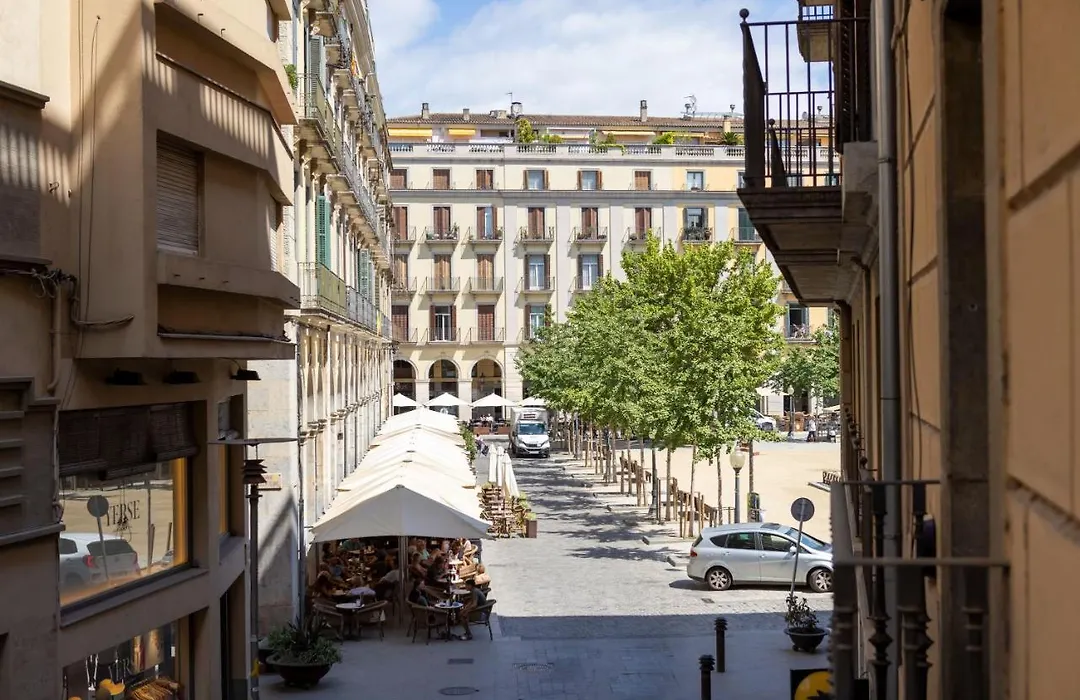 Bravissimo Plaça de la Independència Garden View, with large terrace-1