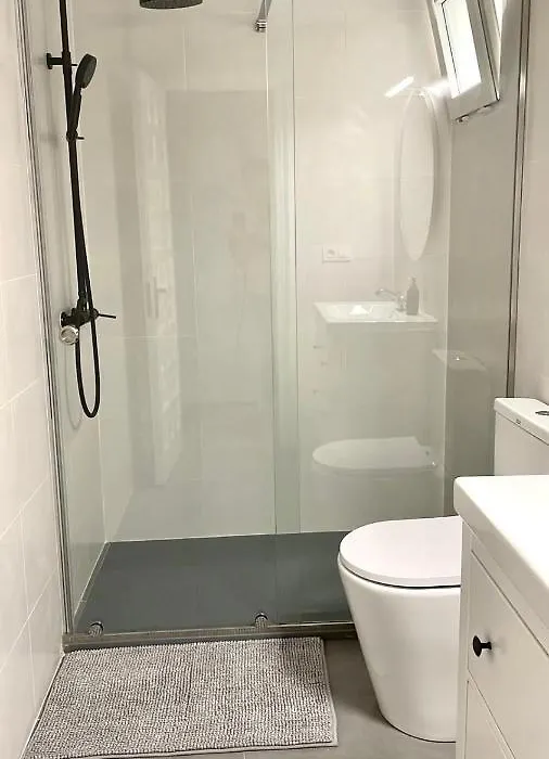 Modern Apartment With Parking 2 Min From The Beach-1
