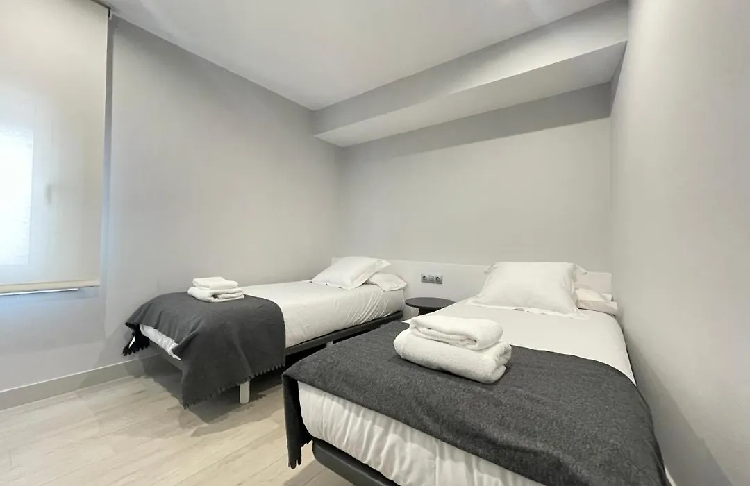 Apartaments Voramar Roses-1