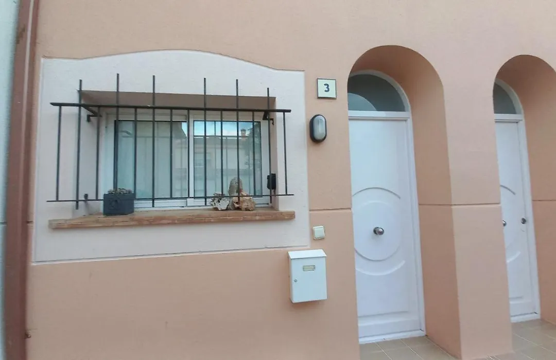 Casa Unifamiliar Con Patio Y Piscina En L'Estartit- Costa Brava-1