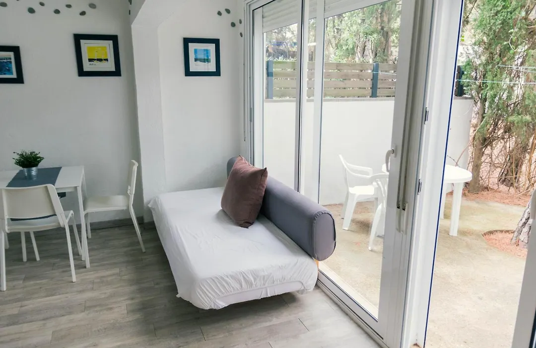 Apartaments Falcó-1