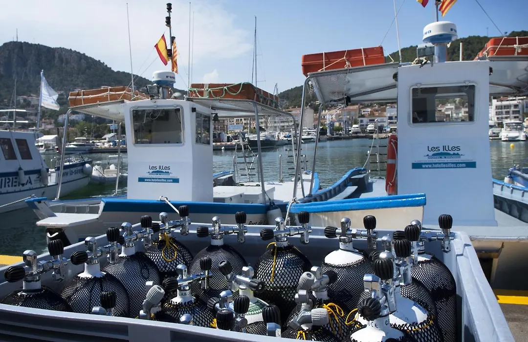 Hotel&Diving Les Illes-1
