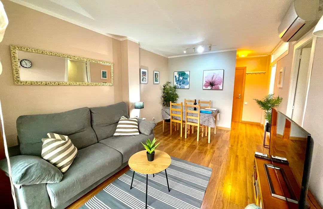 La Mer Bleue, Boutique Apartament With Free Parking, Full Equipped In Fenals Beach-1