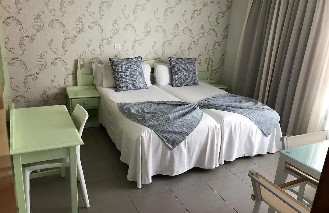 Hotel Spa Cap De Creus-1