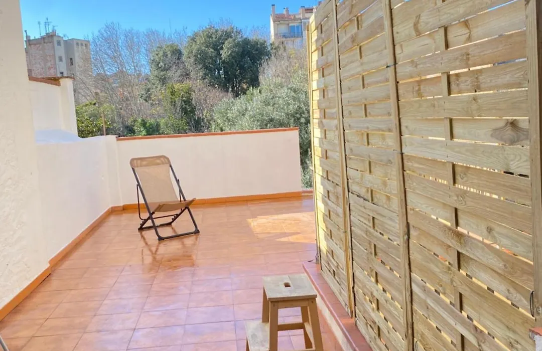 Preciosa Vivienda Enorme Y Totalmente Equipada En El Centro De Figueres-1