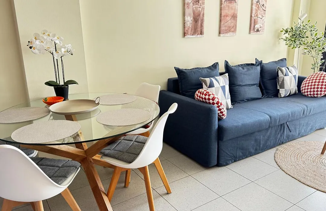Relax Apartamento Playa Fenals-1