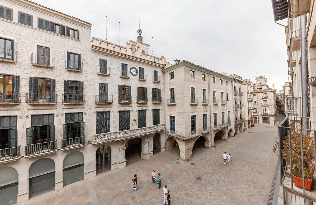 Bravissimo Placa Del Vi, Authentic Historic Apartment-1