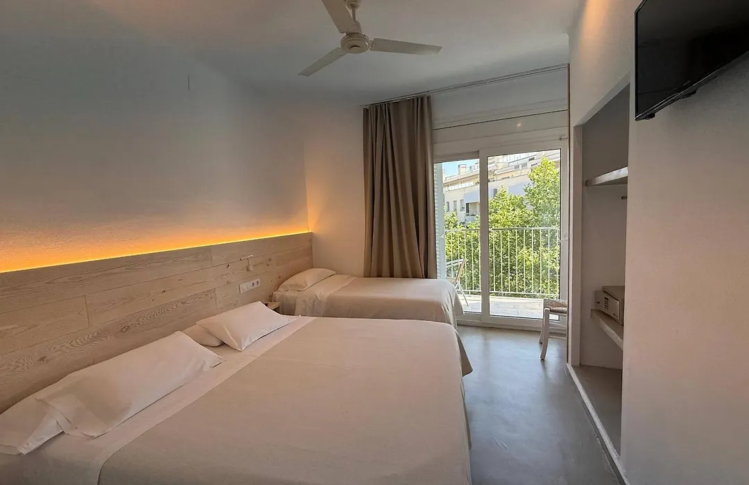 Hostal Rom Familiar-1