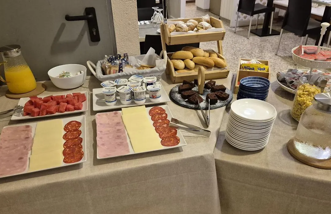 Hotel Maeva ,1 Star B&B-1