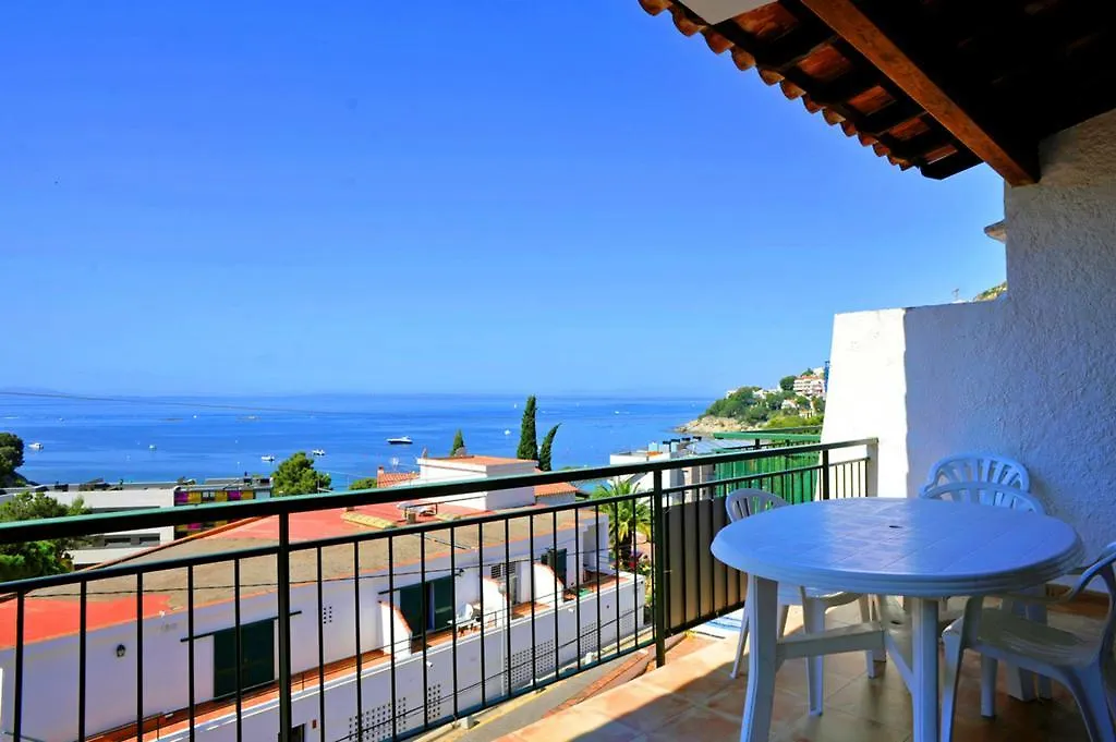 Apartaments El Berganti En Canyelles Petites-1