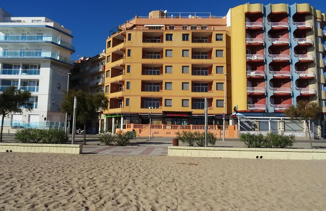 Apartamentos Elvira-1