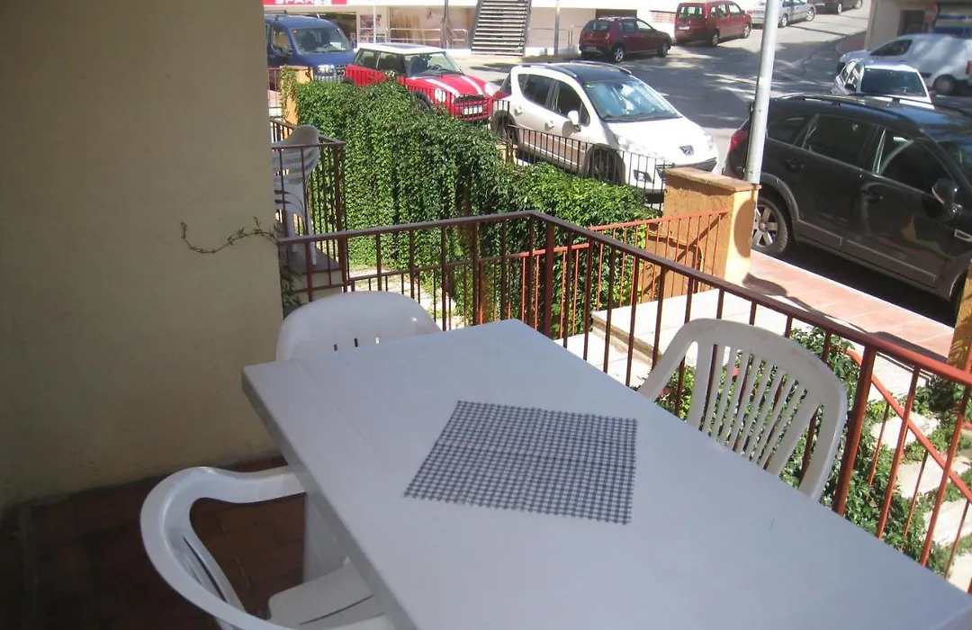Apartamentos Port-Pelegri-1