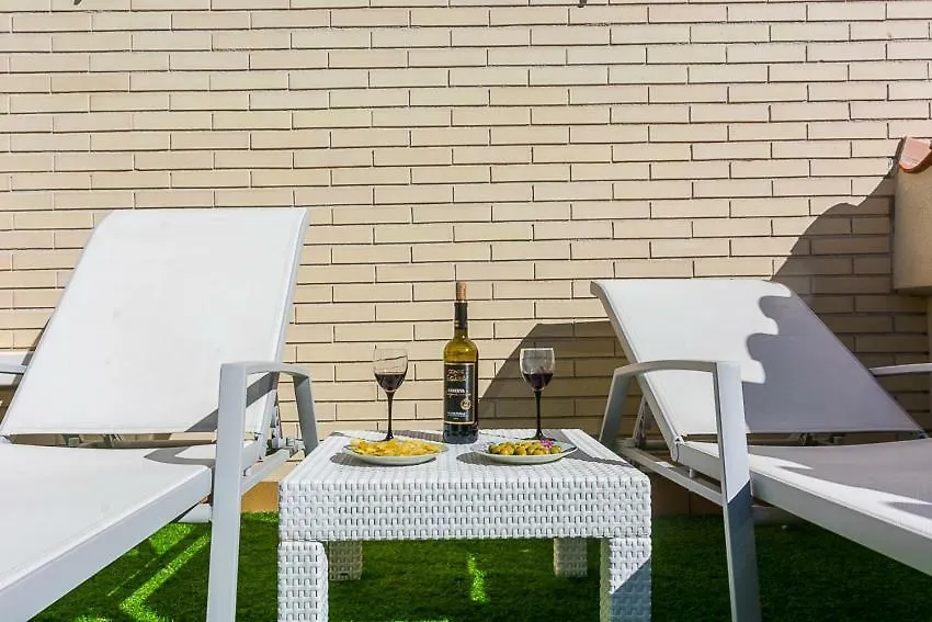 Apartamento Montferrant-1