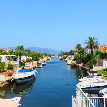 Holiday Home Requesens Canal By Interhome-3