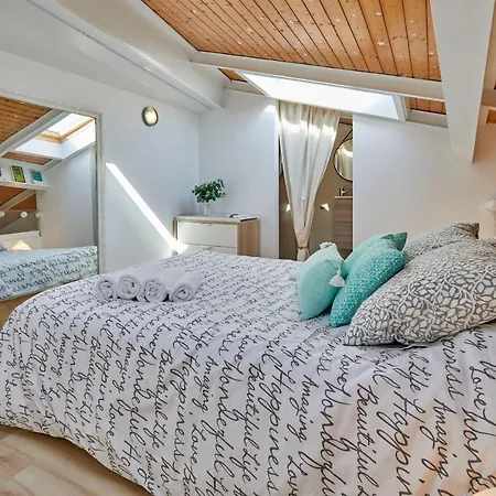 Apartamento Duplex Rei Marti, Girona-2