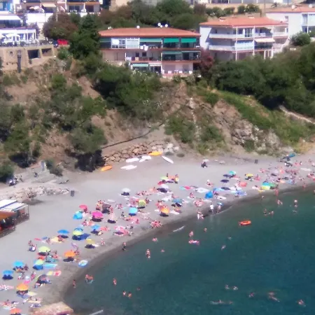 Ca la Nuri Pis 2 con Vistas al Mar-3