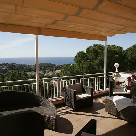 Lloret De Mar -Villa Sleeps 9 With Pool , Seaview, Wifi, Streamingservices-3