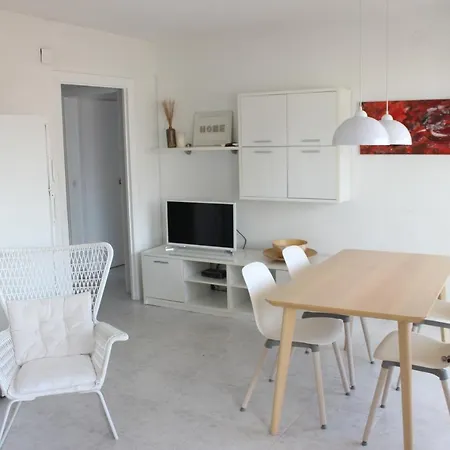 Beautiful Apartment In Front Of Beach, Pool, View-2