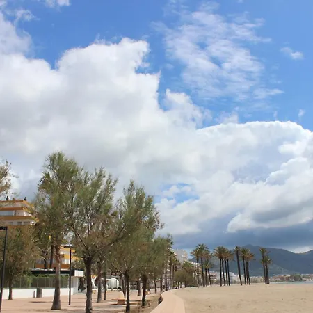 Beautiful Apartment In Front Of Beach, Pool, View-3
