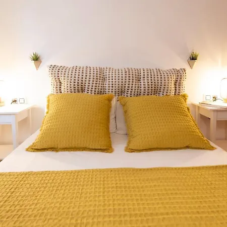 Bravissimo Sant Marti, Cosy 1-Bedroom Apartment-3