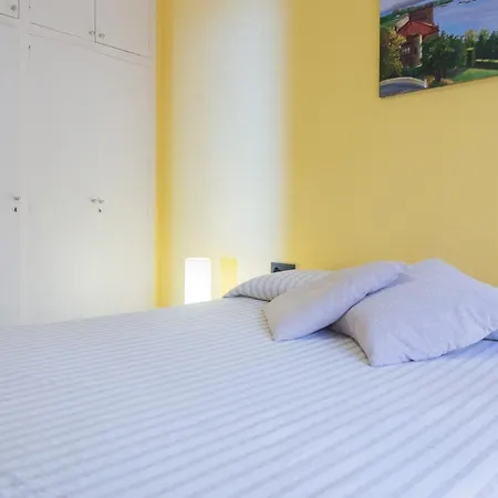 2 Bedroom Beachfront Apartment,Calella De Palafrugell, Costa Brava-2