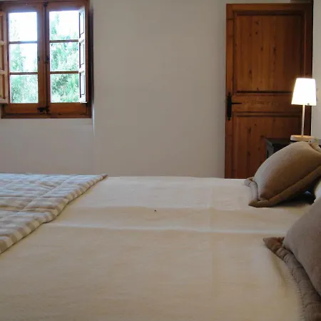 Masia Can Rique En Vilobi Donyar-3