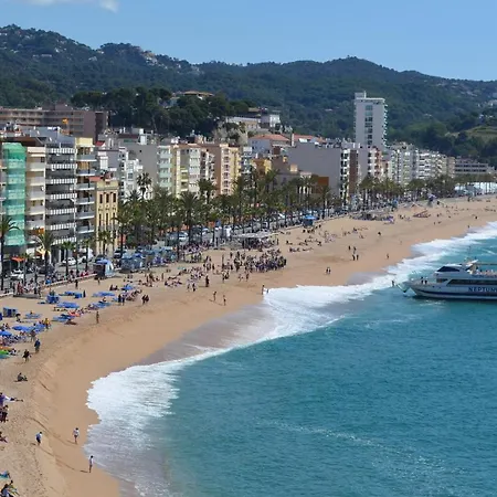 Villa Michelle 6 Personas Lloret De Mar-3
