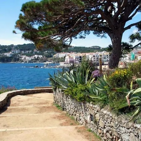 Estudio A Primera Linia En Calella De Palafrugell-2