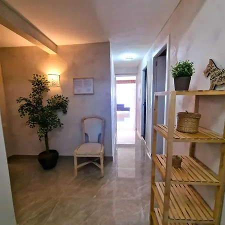 Lloret Paradise Apartments-3