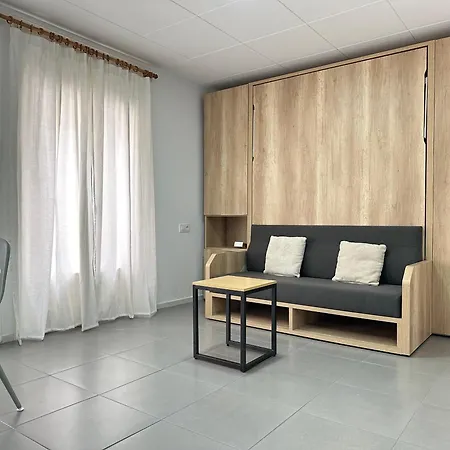 Agi Arago Studio-2