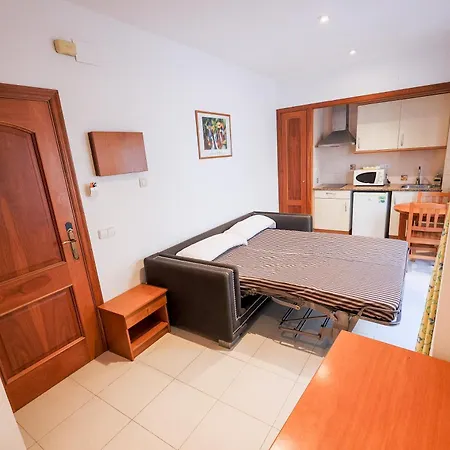 Apartamentos Royal-2