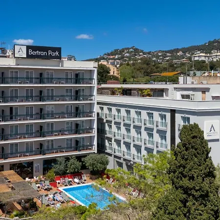 AQUA Hotel Bertran Park-3