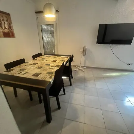 Apartamentos La Isla-3