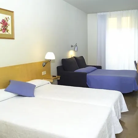 Hotel Rambla Figueres-2