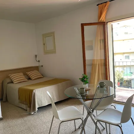 Apartamentos El Sol-3