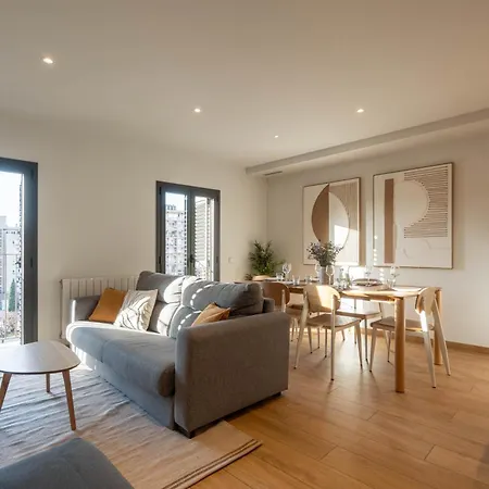 10 Apartments In A Modern Central Building With Private Car Parking Available-2