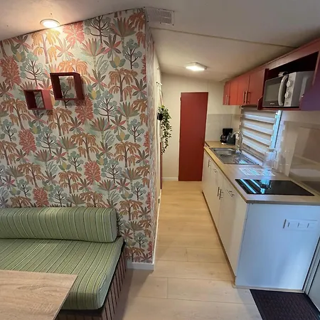 Glamping Lodge Estartit-2