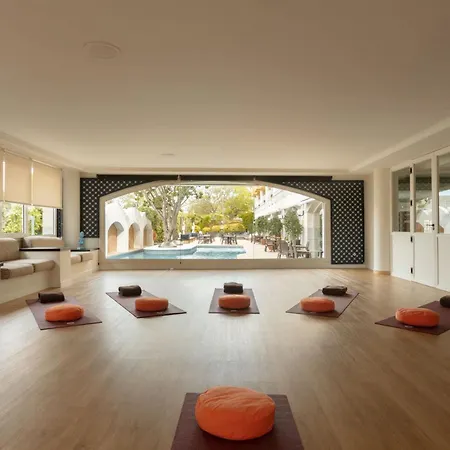 Augusta Club & Spa - Adults Only-2