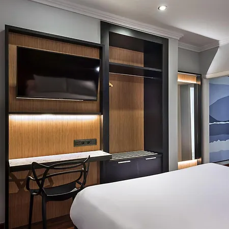 Ibis Styles Figueres Ronda-2
