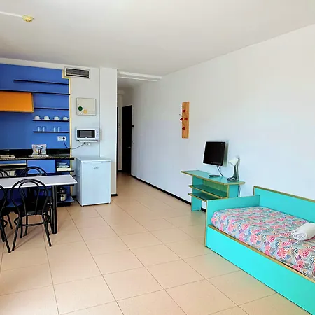 Apartments Lloret Sun-2