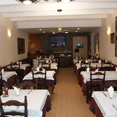 Hostal Barnes-3