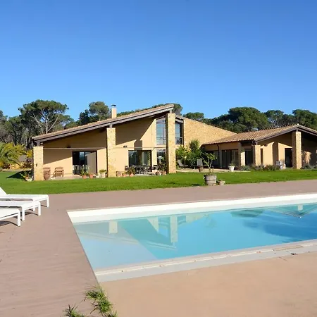 Villa Esclanya-2