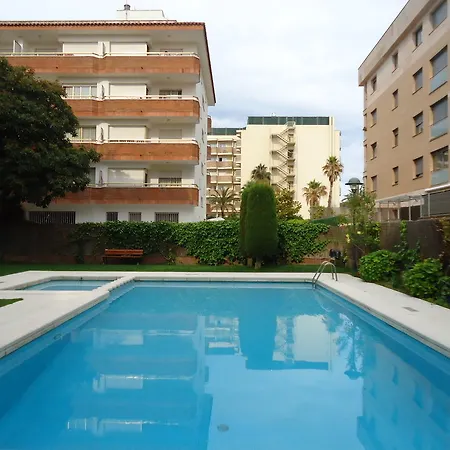 Apartamentos Antillas Fenals-3