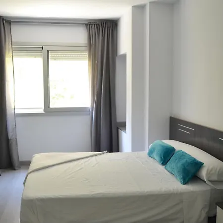 Bed&Breakfast 10 Girona-2