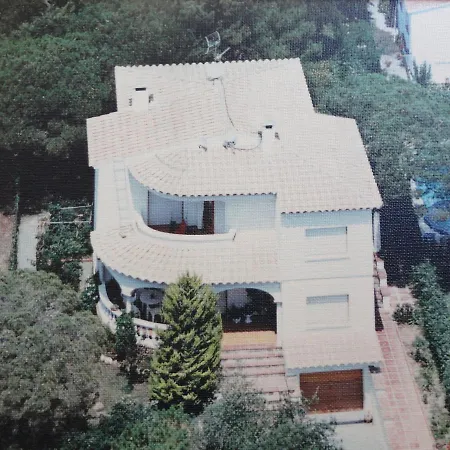 Villa Pi-2