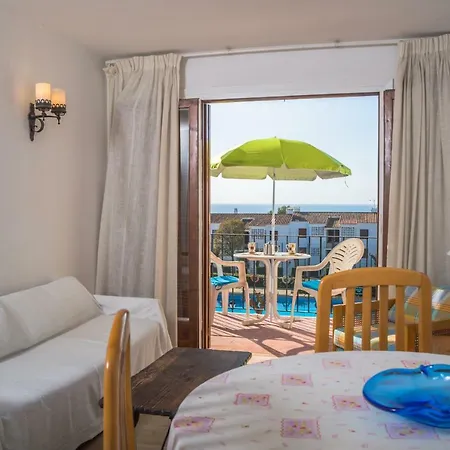 M-1 Calella De Palafrugell 4 Pax-2
