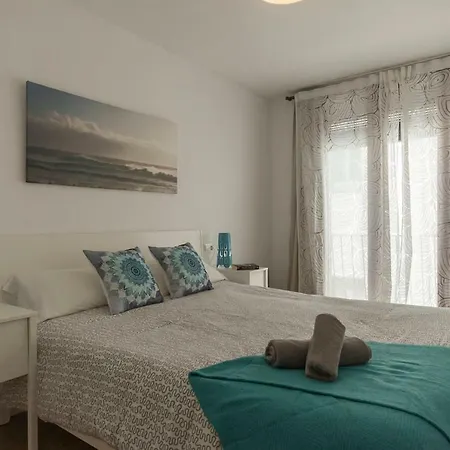 Lets Holidays Centric House With Parking-3