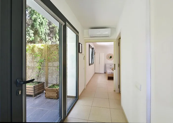 Apartamento con jardincito en el centro de CADAQUÉS