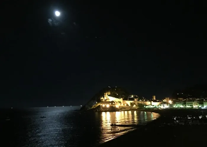 Tossa De Mar Beach